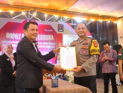 Polres Sintang Terjunkan Personel, Kawal Rapat Pleno Terbuka Penetapan Bupati dan Wakil Bupati Terpilih