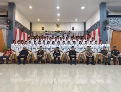 45 Anggota Paskibraka Sintang 2025 Resmi dikukuhkan Bupati