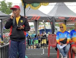 Staf Ahli Bupati Sintang Buka dan Lepas Kegiatan Gowes Wisata Kelam Tourism Festival 2025