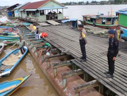 Satgas Preventif dan Brimob Polda Kalbar Patroli Pos Pam hingga Waterfront Sintang