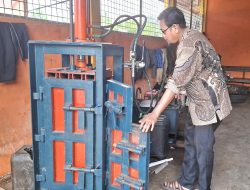 TPS 3R Kelurahan Akcaya Sintang Hadirkan Inovasi “Roket Stok”
