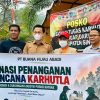 PT BHA Salurkan Bantuan Logistik untuk Satgas Karhutla Sintang