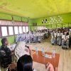 Kolonel Sutikno Ajak Siswa Ambalau Jaga Alam Lewat Pertanian Menetap