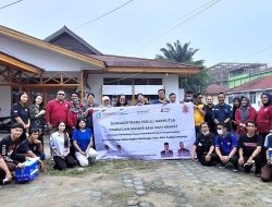 Lawan Dampak Asap Karhutla, Nakertrans Sintang Bagikan 800 Masker