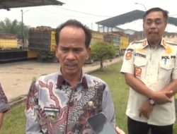 Bupati Sintang Minta Pabrik Sawit PSL Tak Fasilitasi Louding RAMP di Jalur Pabrik