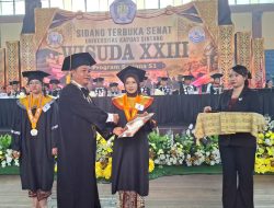 UNKA Sintang Wisuda 455 Sarjana, Sejumlah Lulusan Sudah Diterima Bekerja
